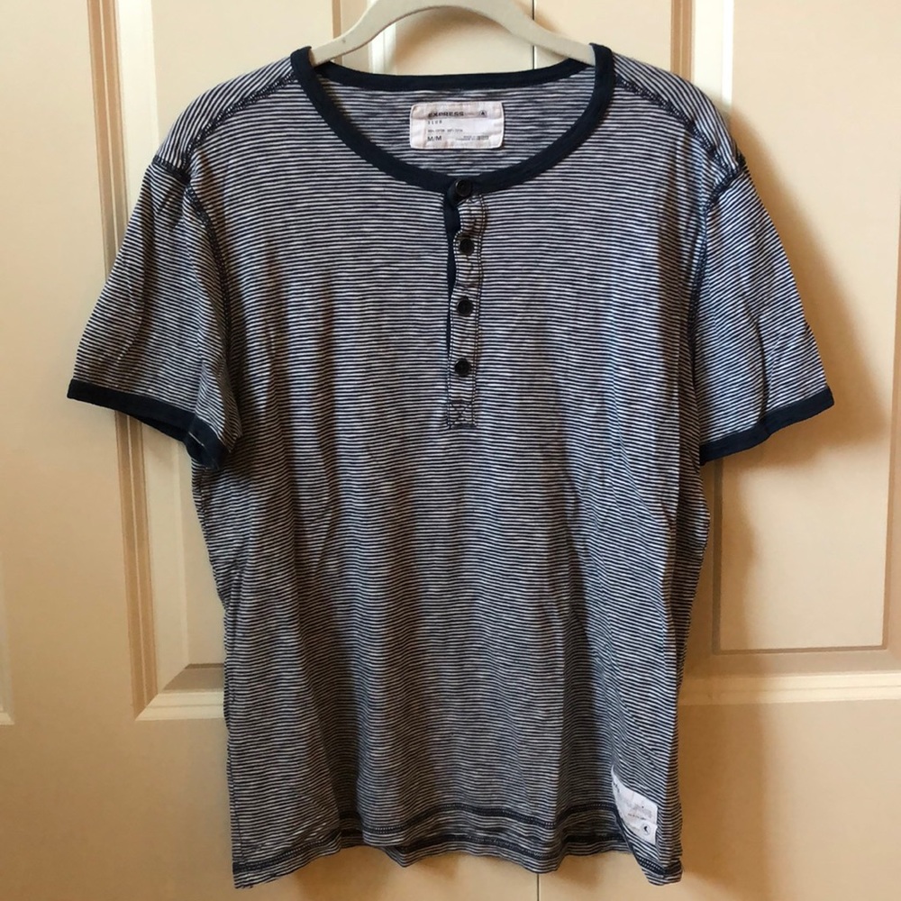 Express men’s striped navy/white t-shirt